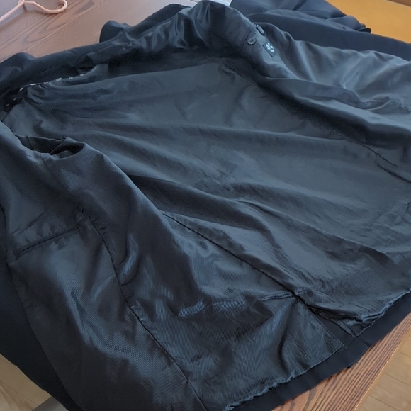 Jones New York Black Trench Coat with Long Sleeves and Relaxed Fit - Picture 15 of 16